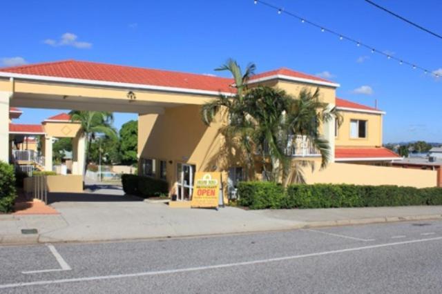 Harbour Sails Motor Inn Gladstone Bagian luar foto