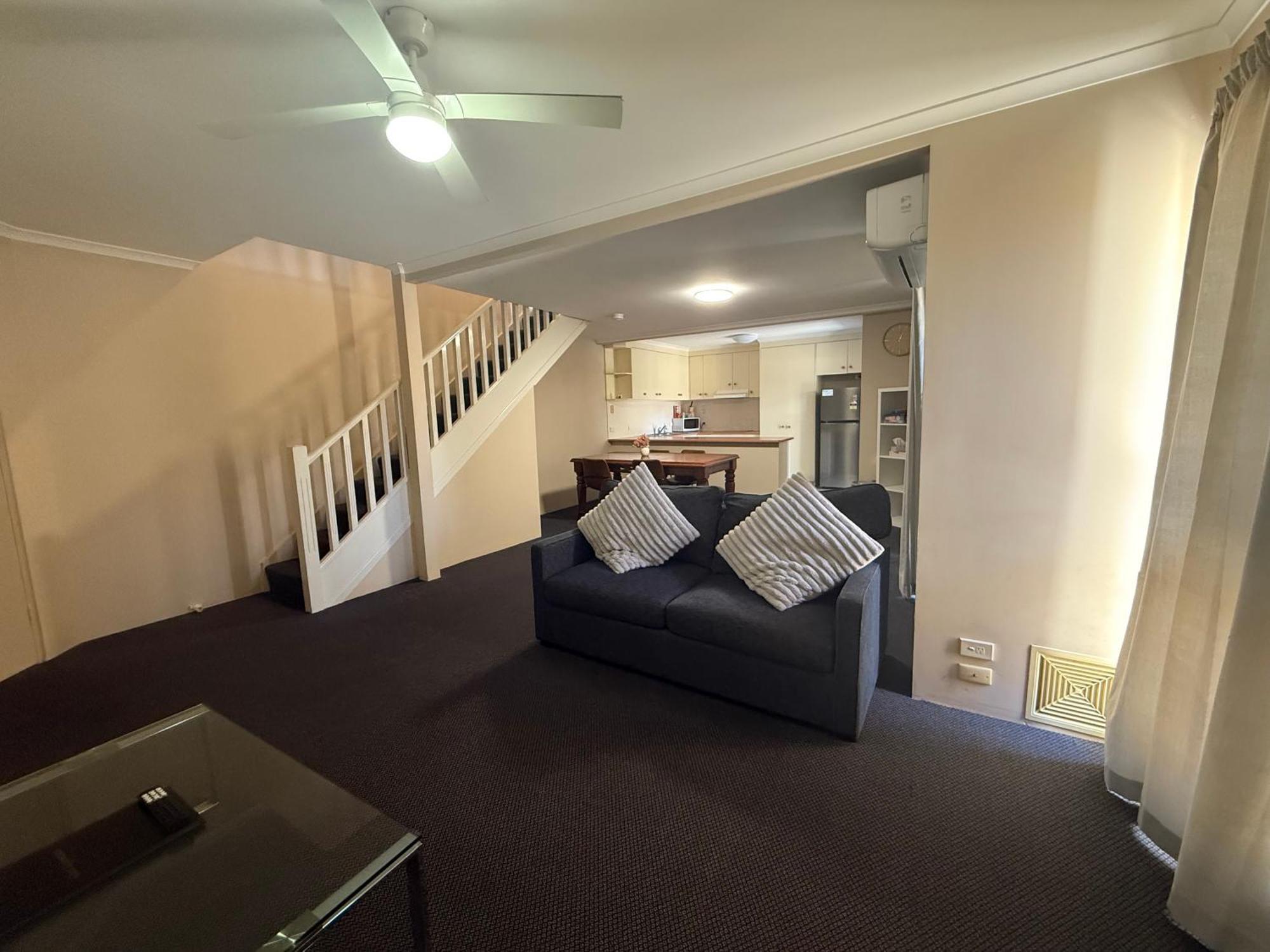 Harbour Sails Motor Inn Gladstone Bagian luar foto